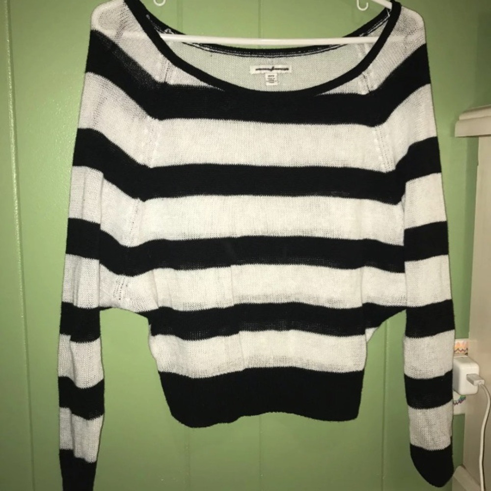 American Eagle sweater